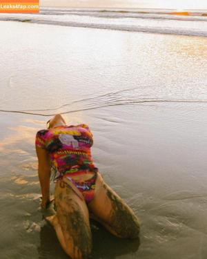 Lasirena69 photo #0760