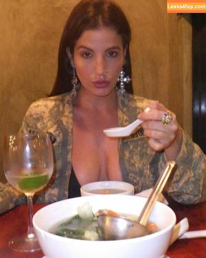 Lasirena69 photo #0782