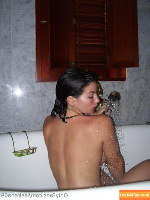 Lasirena69 photo #1050