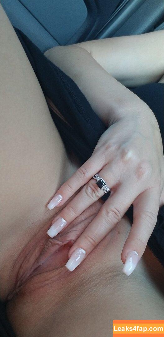 LasVegasHotwife / lasvegashotwife69 leaked photo photo #0106