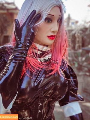 latex_alina photo #0026