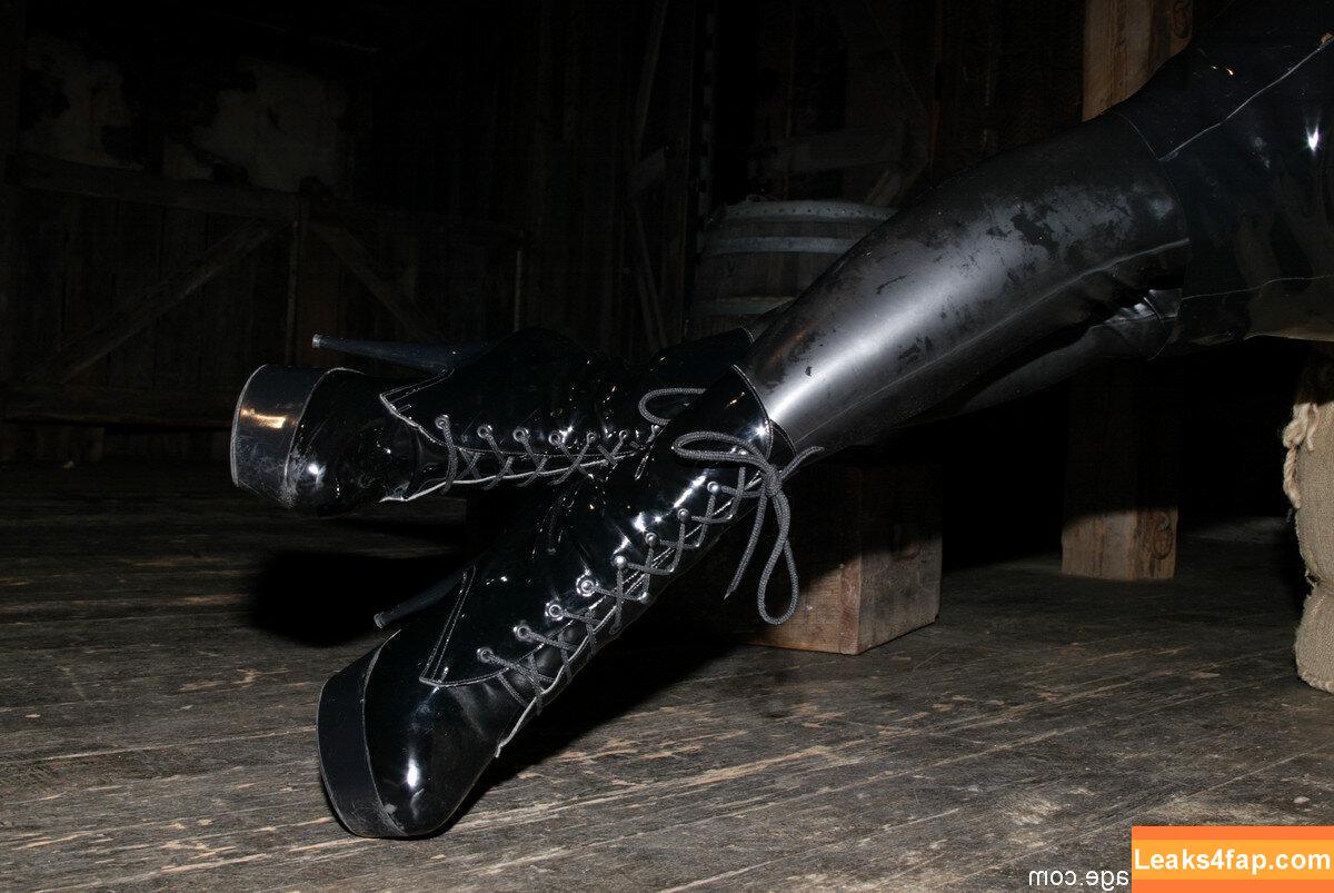 Latex Fetish / misslatexxx leaked photo photo #0589