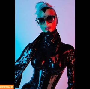 Latex Fetish photo #0140