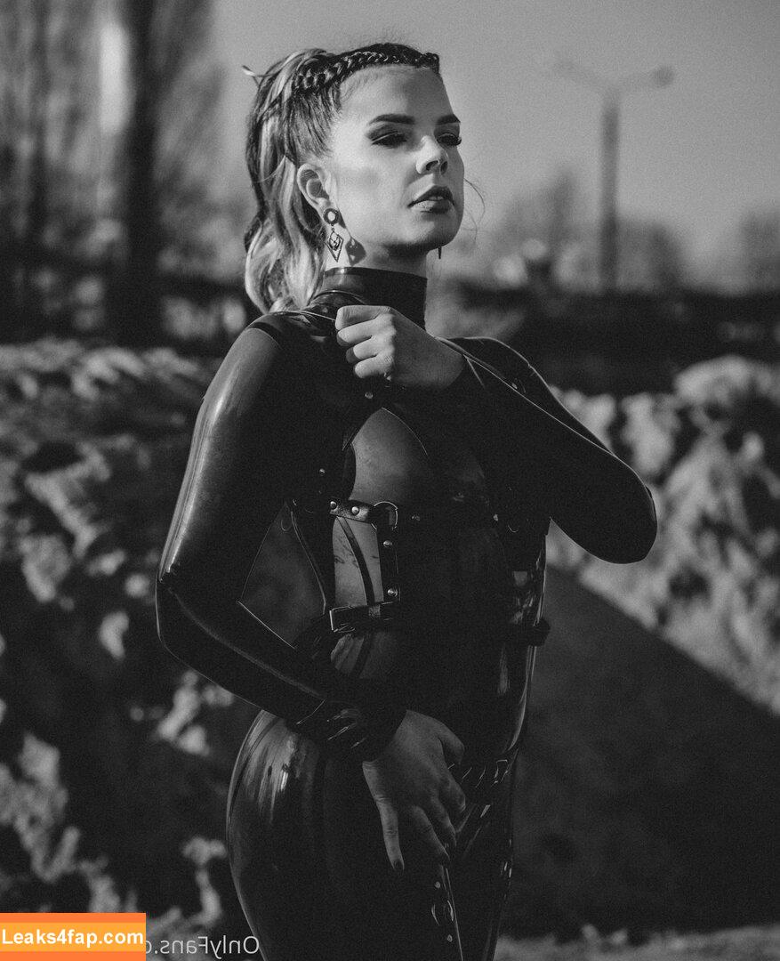 latex_fox / LatexFox / latex_fox__ слитое фото фото #0080