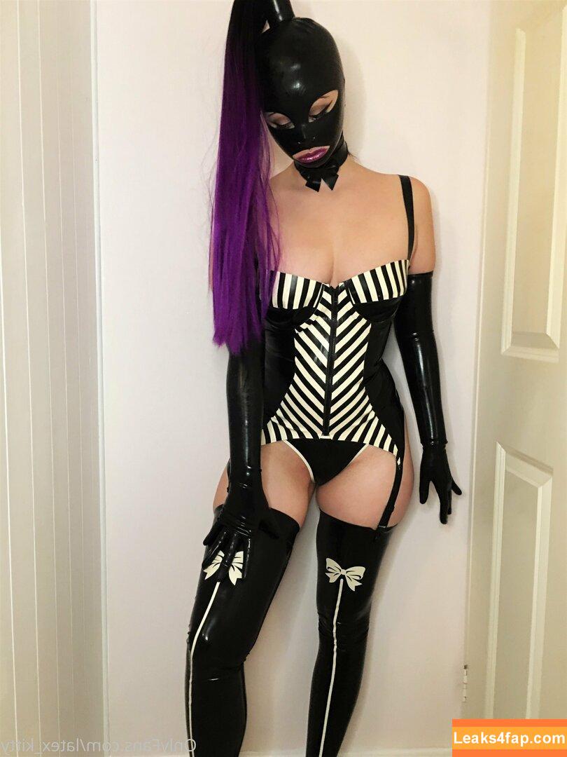 latex_kitty /  leaked photo photo #0069