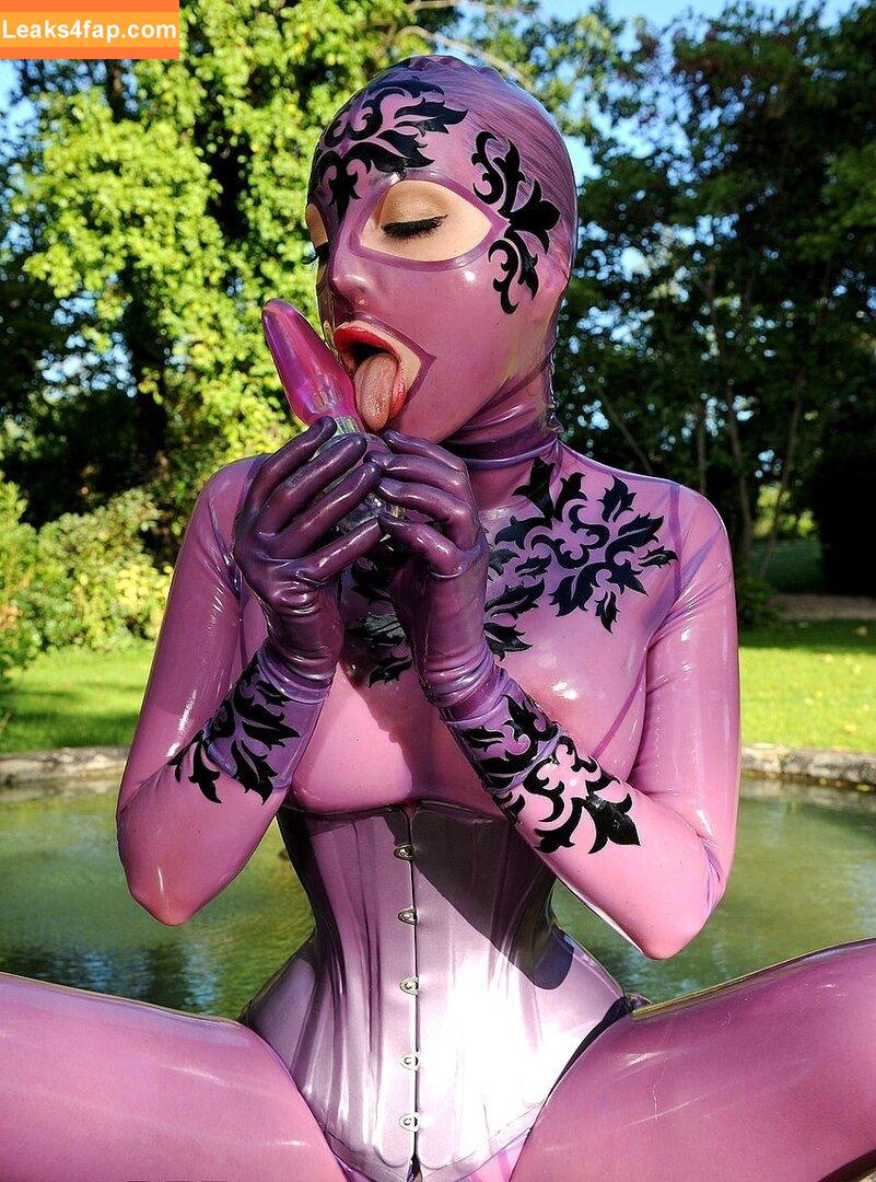 Latex Lucy / LatexLucy / explore leaked photo photo #0384