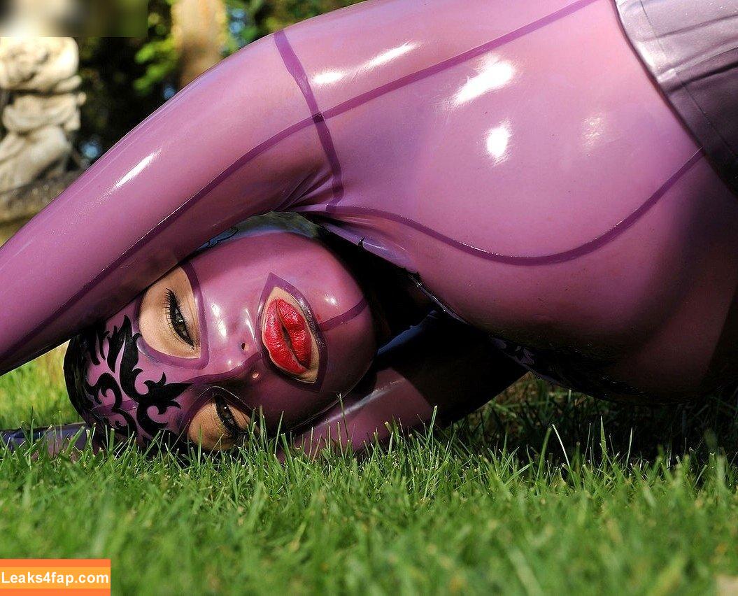 Latex Lucy / LatexLucy / explore leaked photo photo #0387