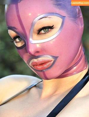 Latex Lucy фото #0155