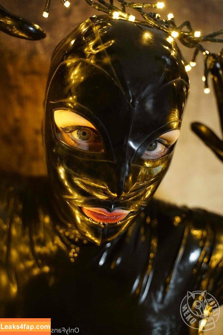 latex_neko /  leaked photo photo #0038