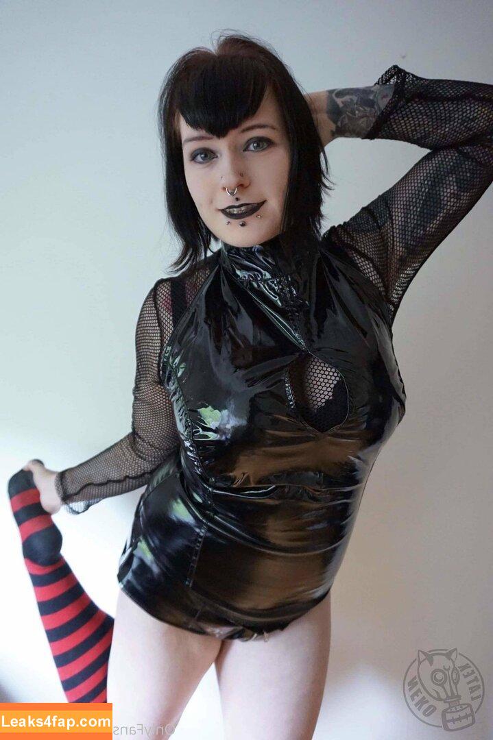 latex_neko /  leaked photo photo #0050