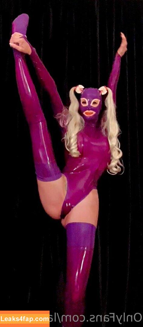 latexlolaxo / latexoxo leaked photo photo #0013