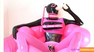 Latexmodeldoll photo #0003