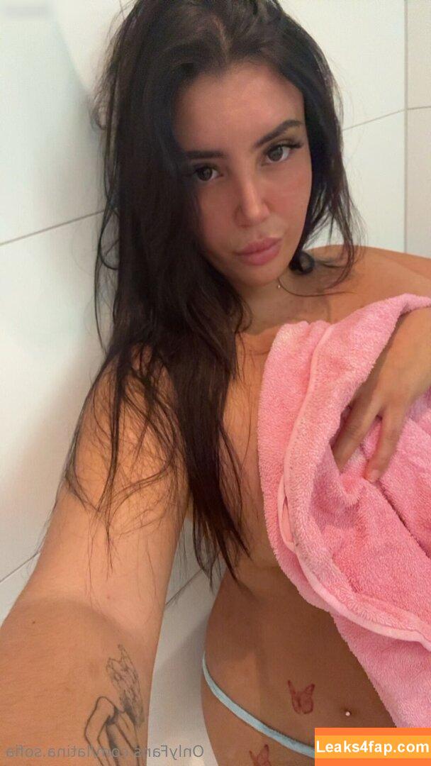 latina.sofia / https: leaked photo photo #0011