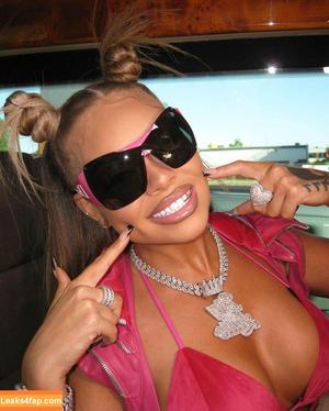 latto777 фото #0224