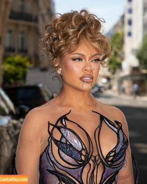 latto777 фото #0232