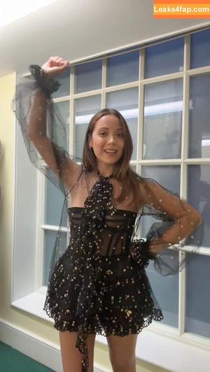 Laufey Lin photo #0377