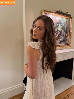 Laufey Lin photo #0409