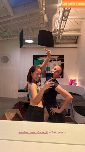 Laufey Lin photo #0478