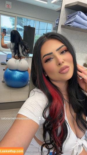 laughinglatina фото #0155