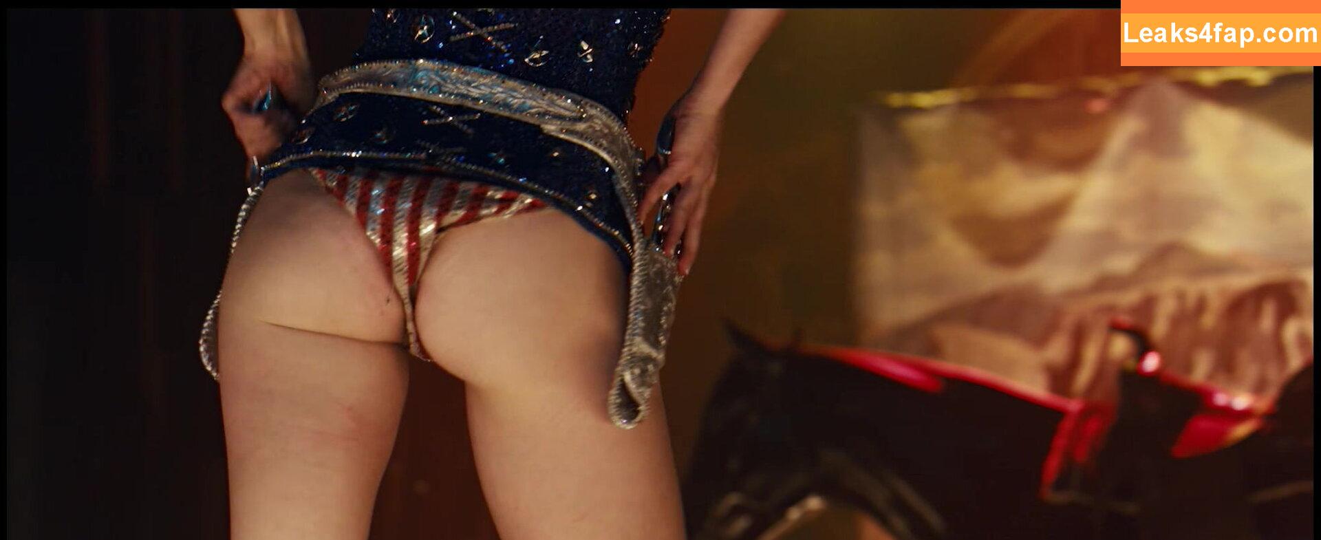 Laura Bell /  leaked photo photo #0002