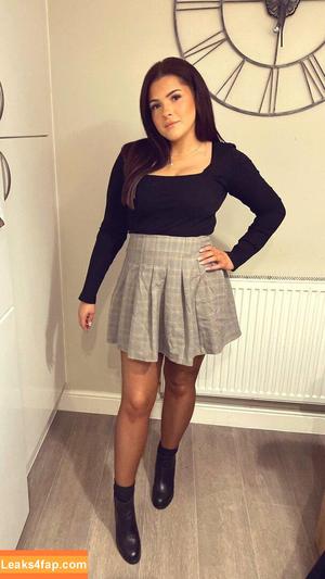 Laura Delaney photo #0047