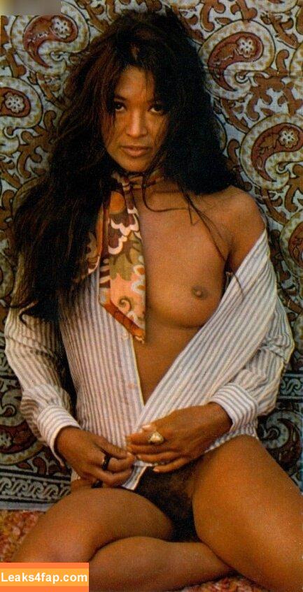 Laura Gemser / laura_gemser_garage слитое фото фото #0055