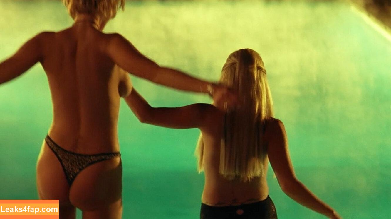 Laura Lane /  leaked photo photo #0001