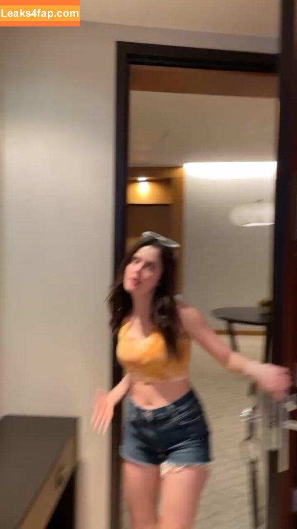 Laura Marano / lauramarano leaked photo photo #0139