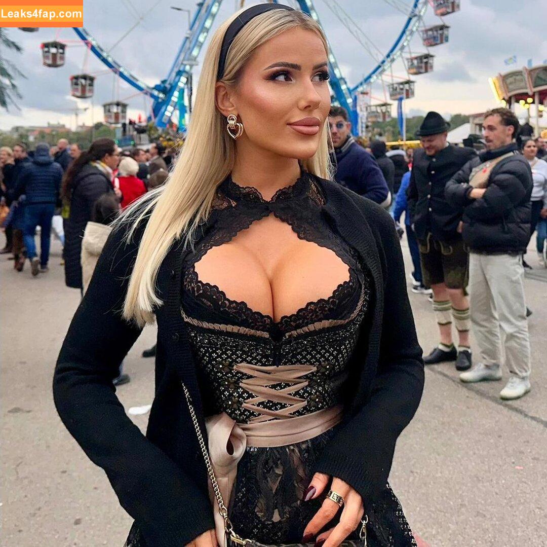 Laura Maria Lettgen /  leaked photo photo #0004