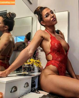 Laura Marie Masse photo #0165