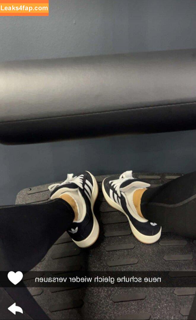 Laura Marie Röhrig / laurachesnok leaked photo photo #0058