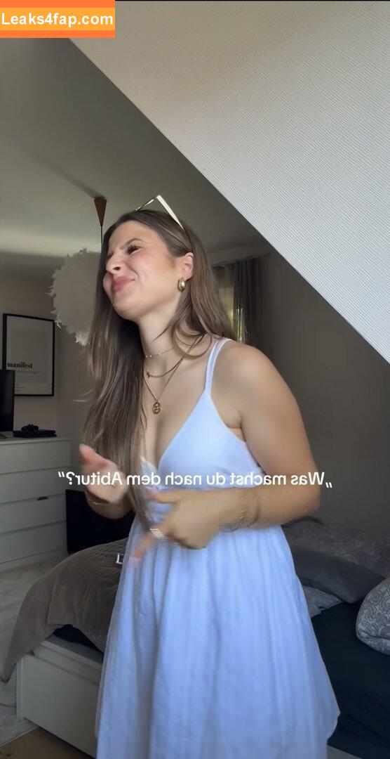 Laura Marie Röhrig / laurachesnok leaked photo photo #0062