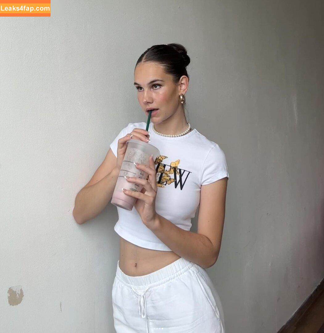 Laura Marie Soons / laurachesnok leaked photo photo #0018