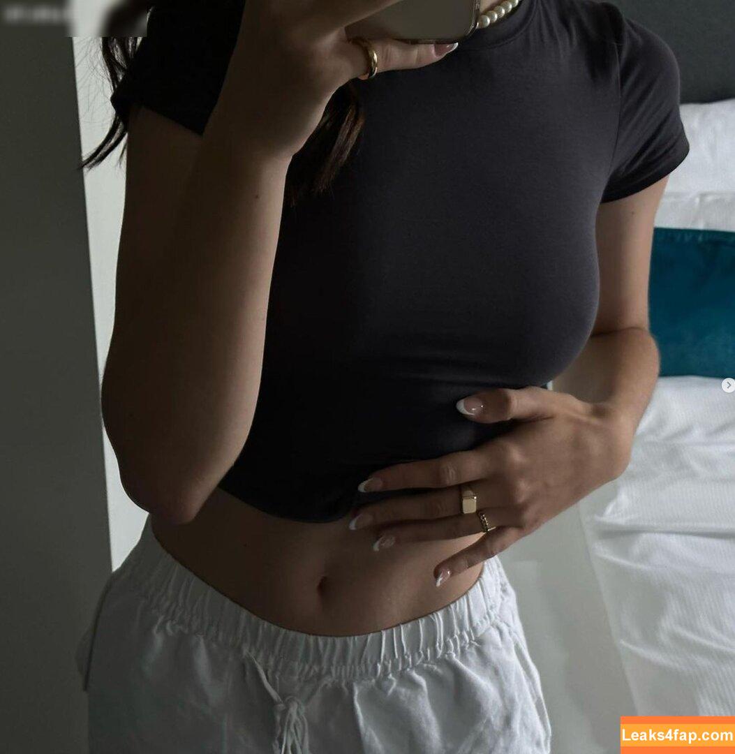 Laura Marie Soons / laurachesnok leaked photo photo #0022