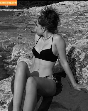 Laura Marie Soons photo #0014