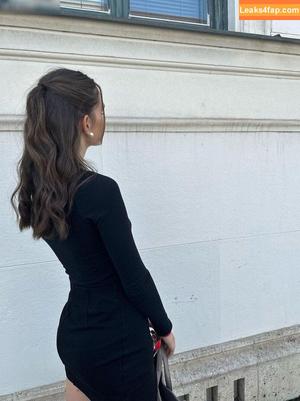 Laura Marie Soons photo #0016