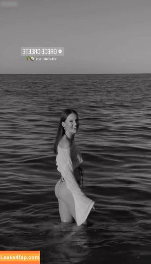 Laura Marie Soons photo #0030