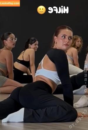 Laura Michelle photo #0103