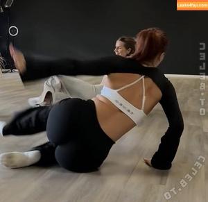 Laura Michelle photo #0104