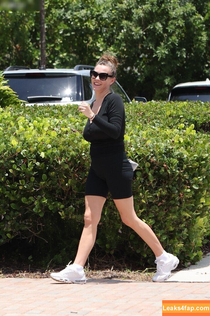 Laura Müller / lauramuellerofficial слитое фото фото #0236