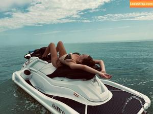 Laura Müller фото #0188