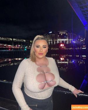 Laura Morgan photo #0108