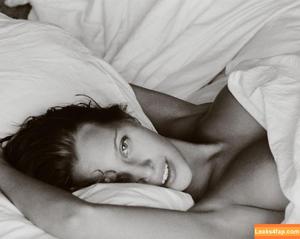 Laura Oganessian photo #0271