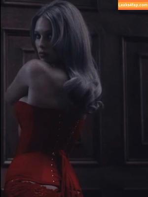 Laura Oganessian photo #0285