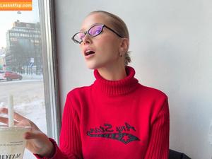 Laura Oganessian photo #0291