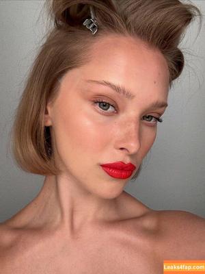 Laura Oganessian photo #0297