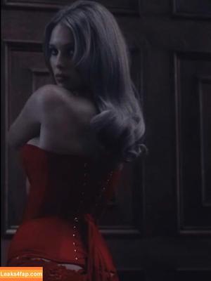 Laura Oganessian photo #0301