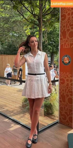Laura Robson photo #0035