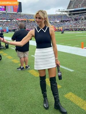 Laura Rutledge photo #0093