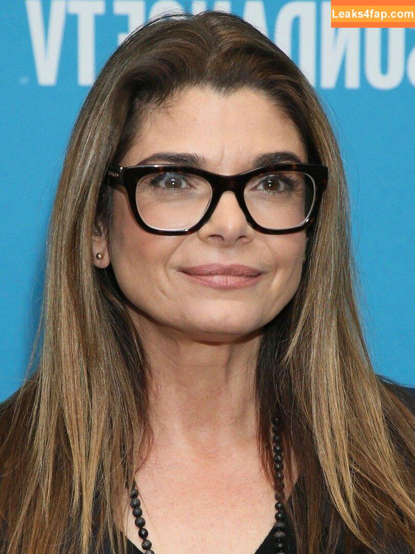 Laura San Giacomo /  leaked photo photo #0005